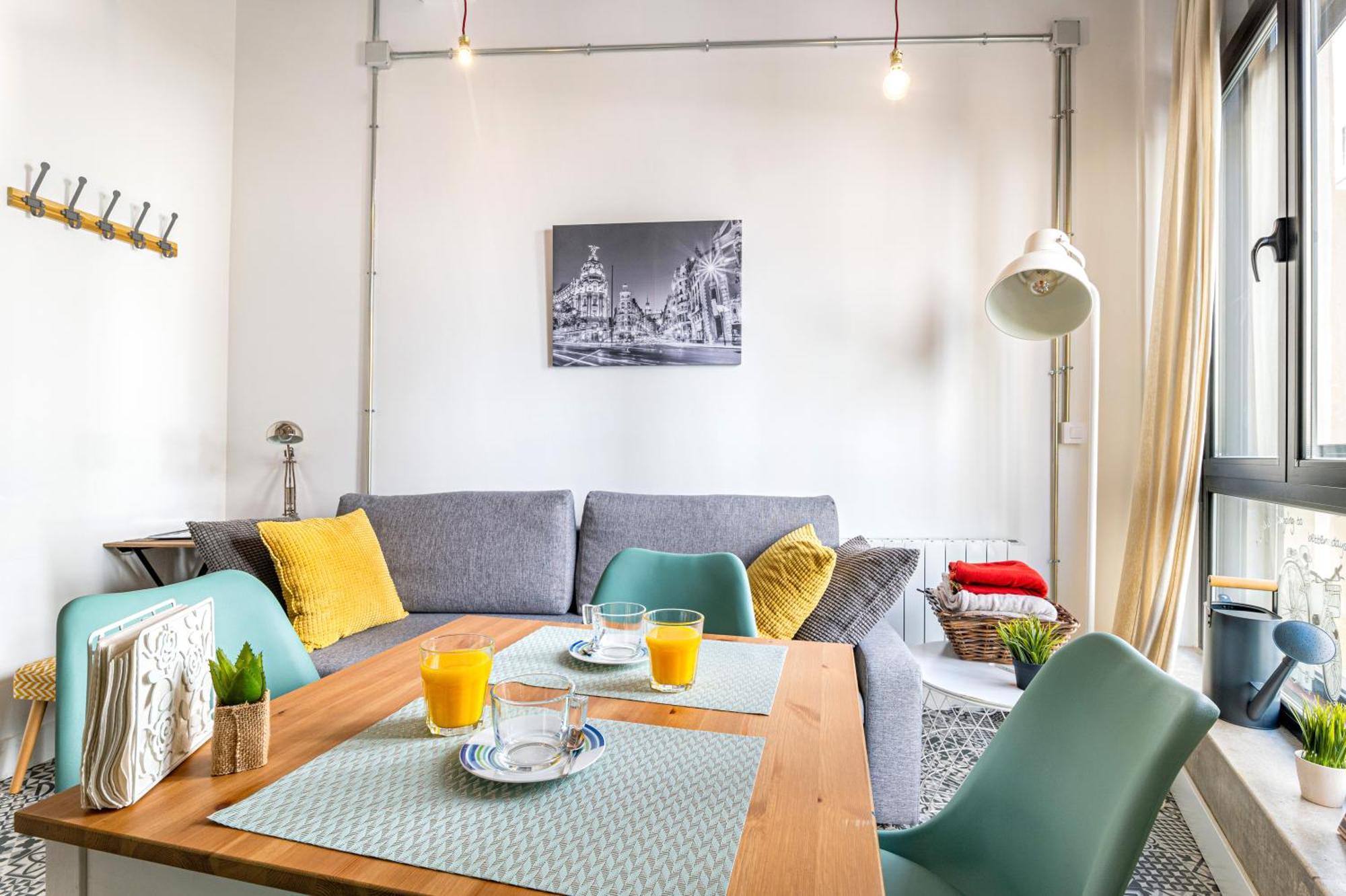 Vintage Apartment Near Puerta Del Sol 马德里 外观 照片