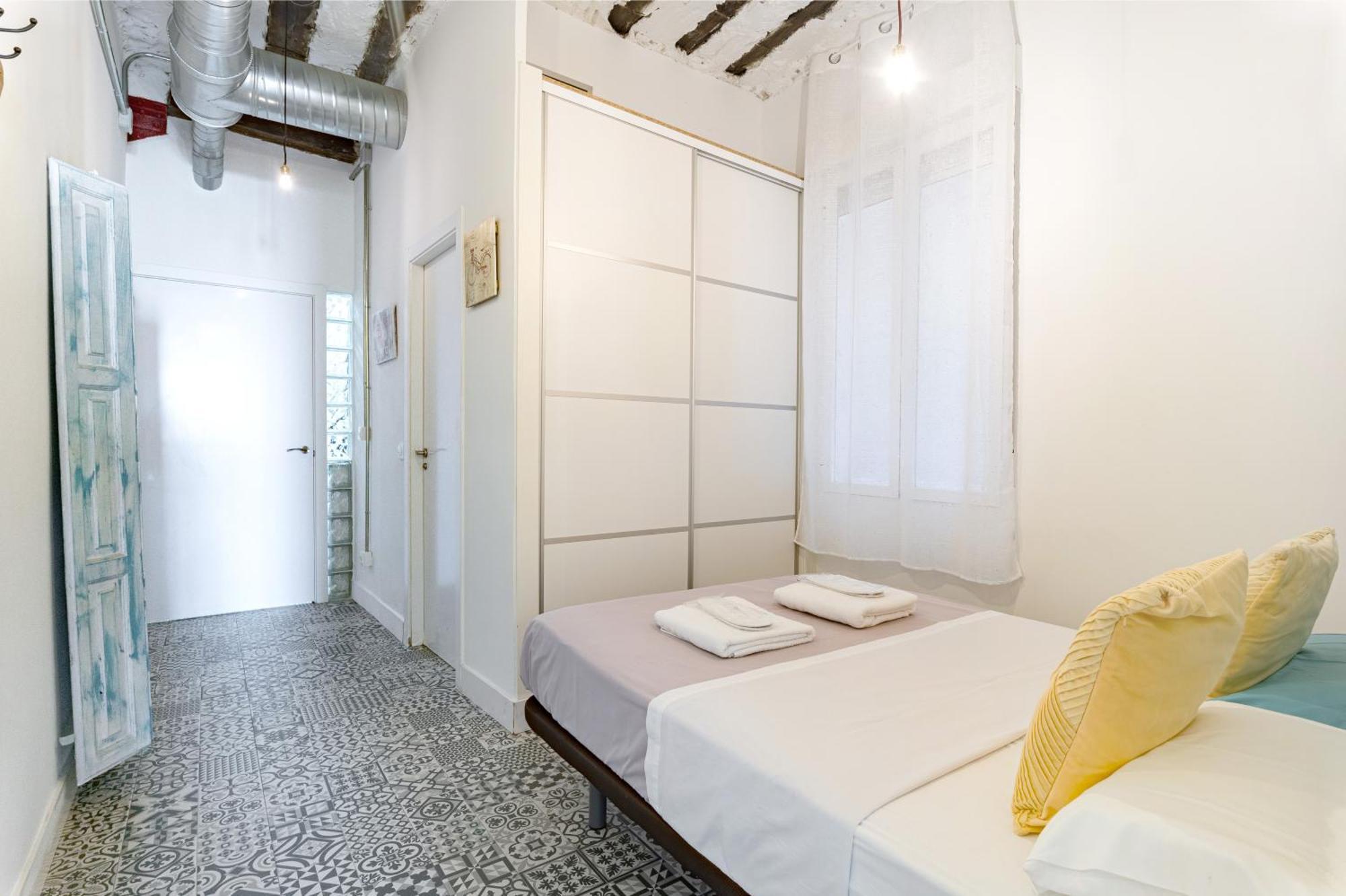 Vintage Apartment Near Puerta Del Sol 马德里 外观 照片