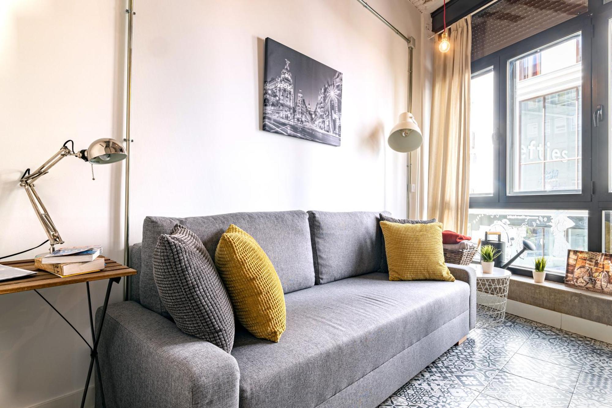 Vintage Apartment Near Puerta Del Sol 马德里 外观 照片