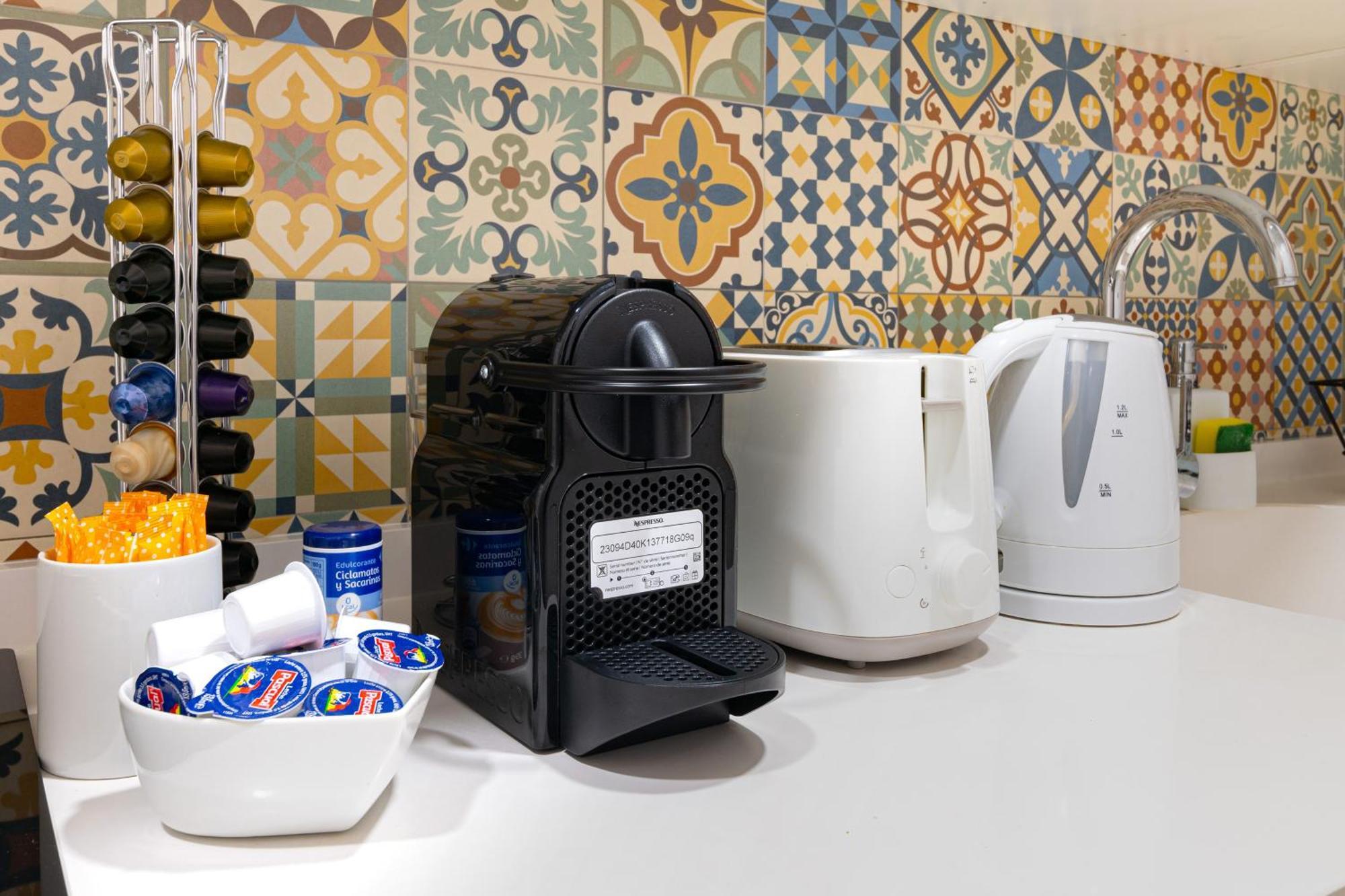 Vintage Apartment Near Puerta Del Sol 马德里 外观 照片